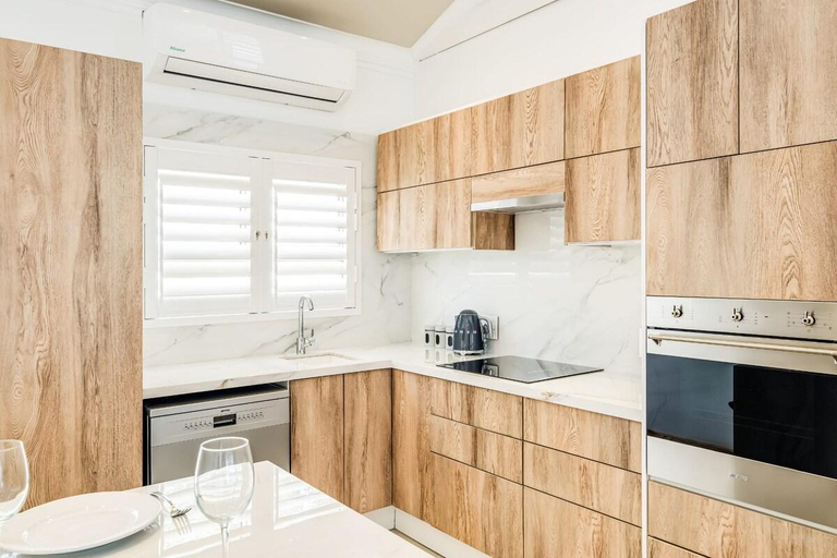3, Seaside Escape Apartment Sea La View, City of Cape Town