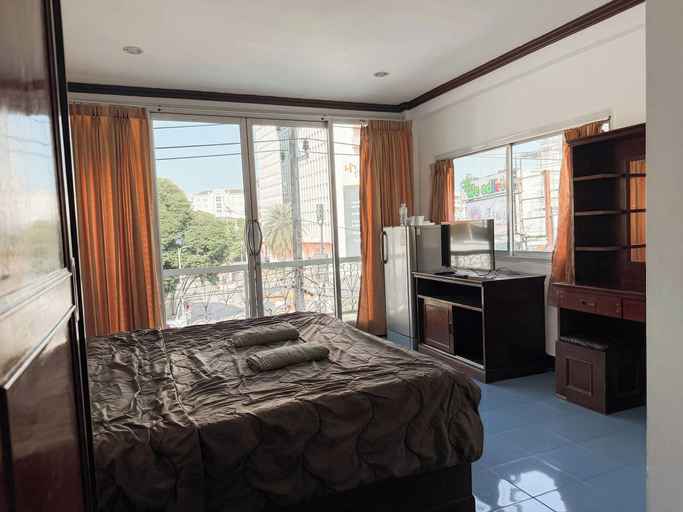 Bedroom 2, Green Hotel, Pattaya