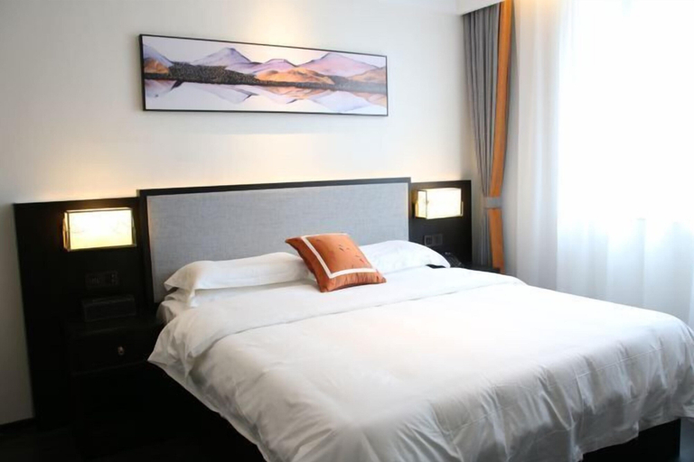Bedroom 1, Longling Hotel, Baoshan