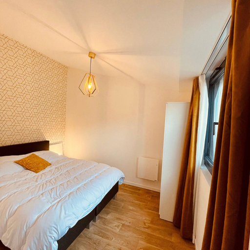 Room 4, Scenic Mont-dore Couple Getaway, Puy-de-Dôme
