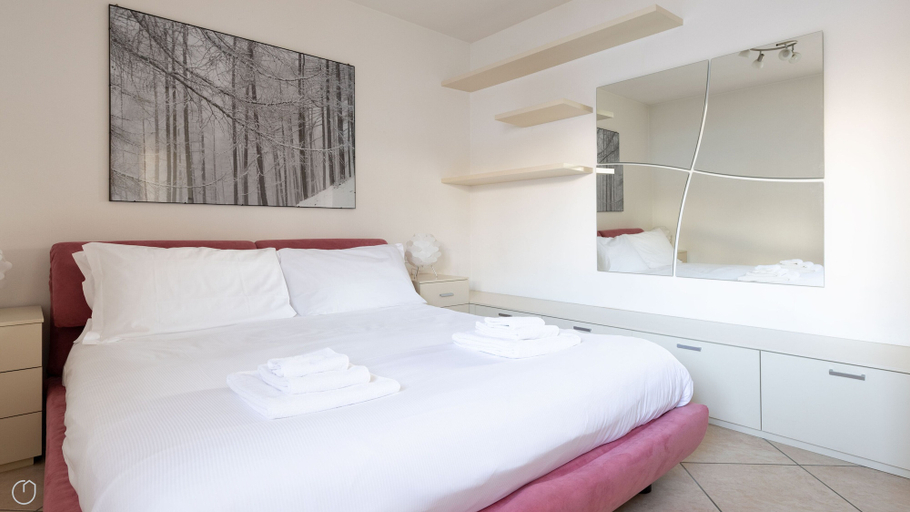 Bedroom 3, Milano 38 - Carcentina, Sondrio