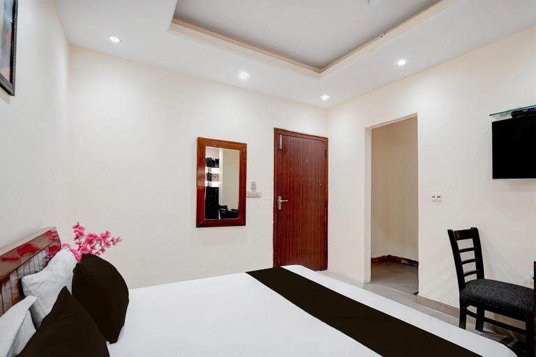 Room 3, Collection Terminal Haldwani Formerly, Nainital