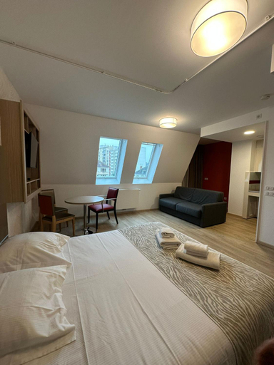 Bedroom 2, Appart One Chambery, Savoie