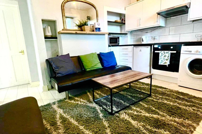 Interior 3, Main Door Flat With Private Garden City Center, Edinburgh