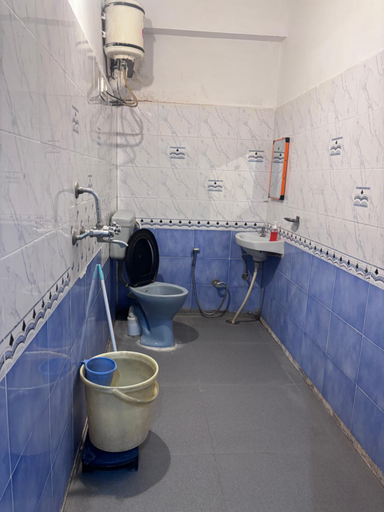 Bathroom 5, Keshav Palace, Ajmer