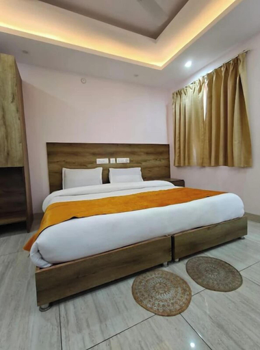 Room 4, Yog Namah Hotel & Cafe, Garhwal