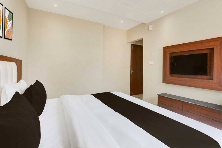 Room 3, Collection O Taj Nagri Phase 2, Agra