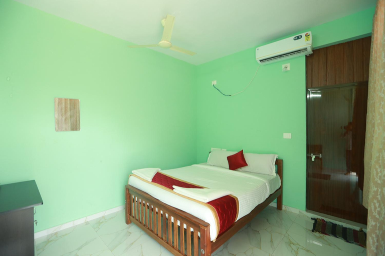 Bedroom 2, Karingens Resort, Ernakulam