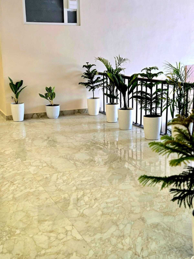 Interior 5, RN Hotel And Lawn, Gonda