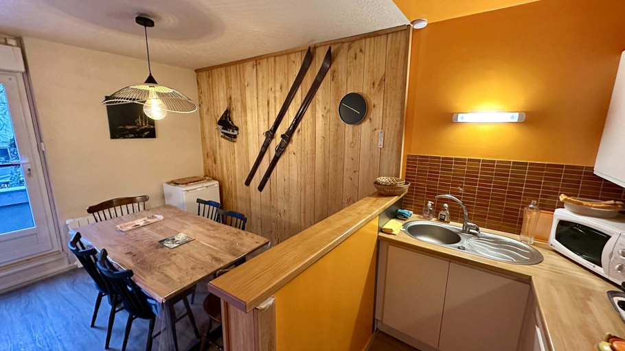 Private kitchen 5, Family Refuge Near the Shuttle, Puy-de-Dôme