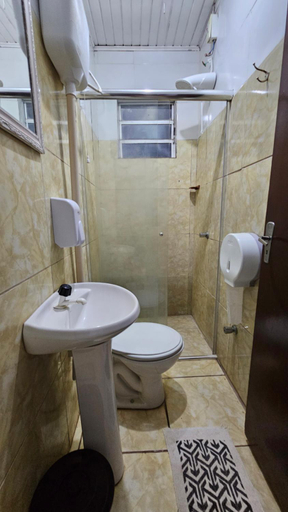 Bathroom 2, Hotel Alvorada, Alegrete