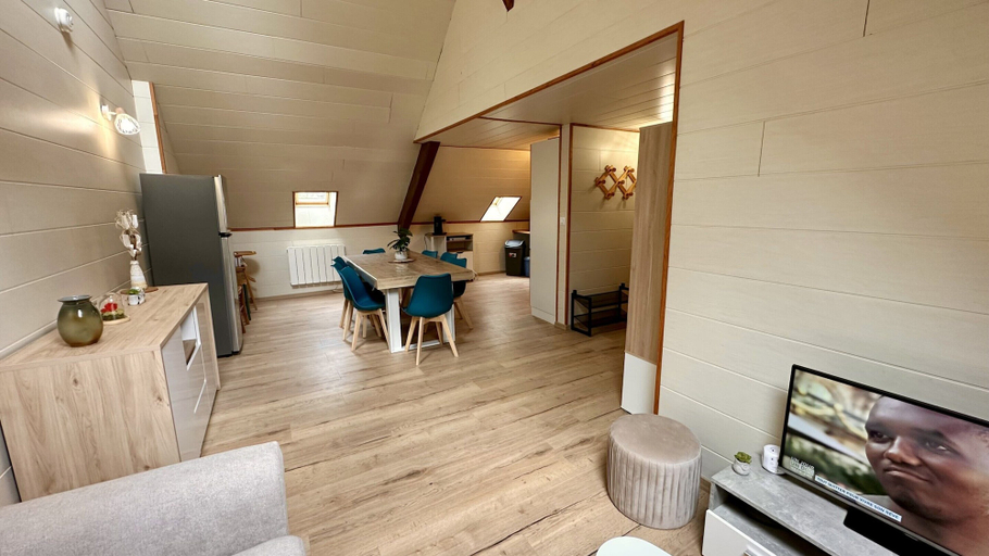 Living room 4, Spacious Spot by the Hiking Trails, Puy-de-Dôme