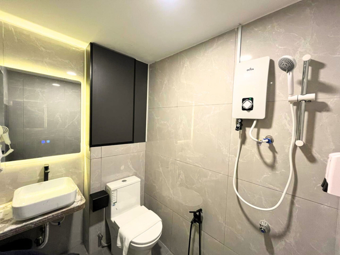 Bathroom 5, Seeds Hotel Bukit Bintang, Kuala Lumpur
