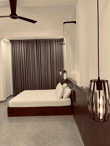 Bedroom 3, LaRoy, Weligama