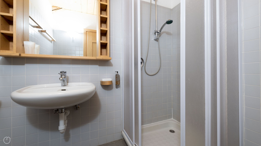 Bathroom 4, Andreola 1, Sondrio