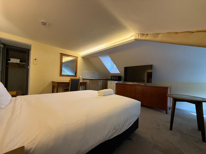 Bedroom 4, The Elder Grove Epsom, Surrey