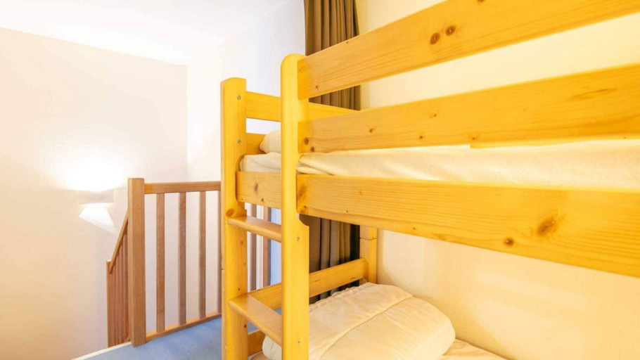 Room 4, Mountain Home With Heated Pool & Hot Tub, Savoie