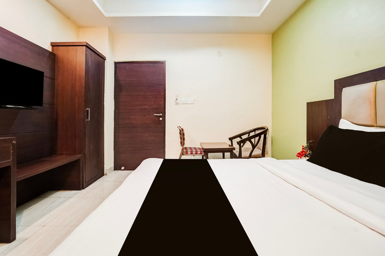 Room 2, Townhouse Sikar Road Jaipur, Jaipur