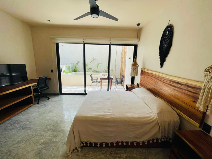 Room 3, Jungle View Studio S11 Private Jacuzzi Pool, Cozumel