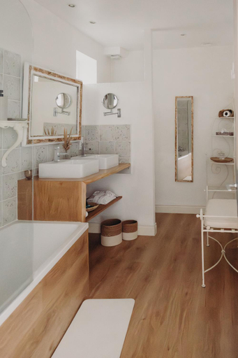 Bathroom 3, La Marmittiere, Indre-et-Loire