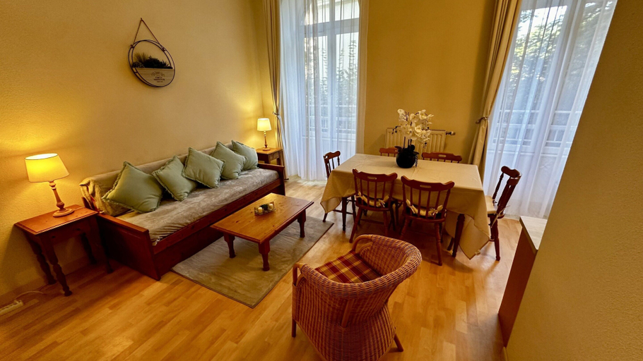 Living room 5, So' Amandine - La Bourboule, Puy-de-Dôme