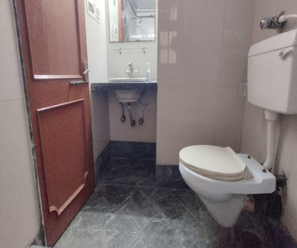 Bathroom 4, Collection O Upasana Park Newtown, South 24 Parganas