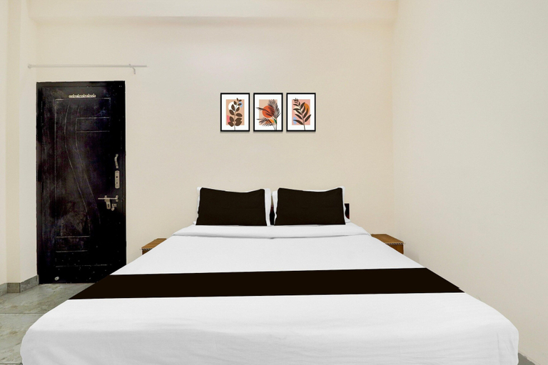 Room 2, Hotel O Sahastradara Road Dehradun, Dehradun
