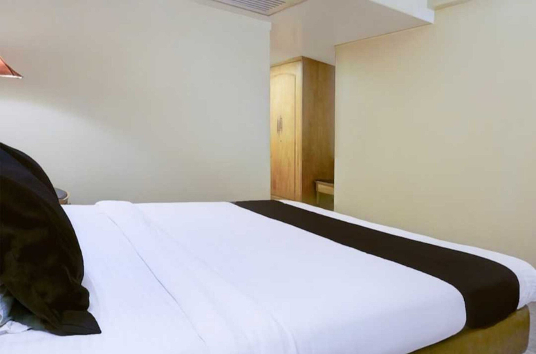 Room 3, Townhouse Oak Baramati Industrial Estate, Pune
