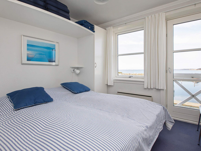 Bedroom 2, 4 Person Holiday Park Home in Borre, Vordingborg