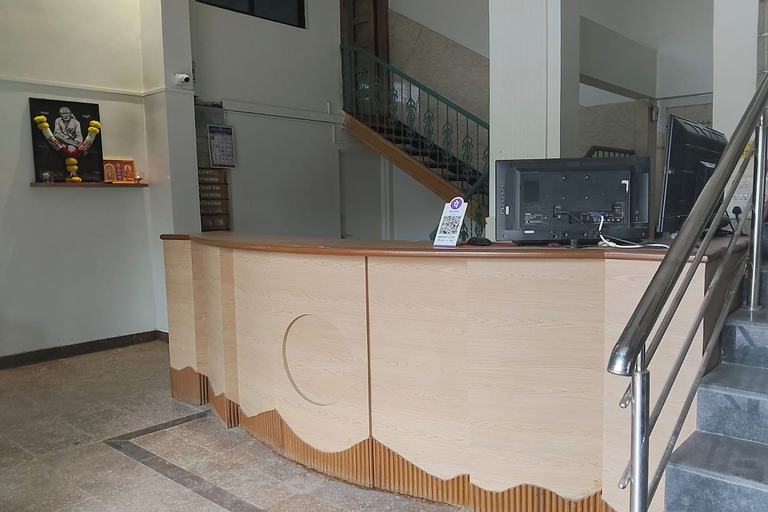 Lobby, Indraprastha Executive Lodging, Pune