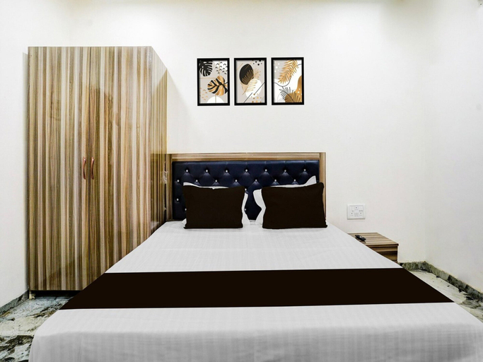 Room 5, Collection O Ulhasnagar Birla Temple, Thane