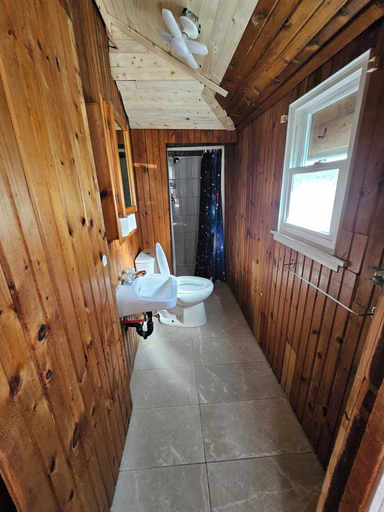 Bathroom 4, Parkview Cottages Resort, Kawartha Lakes