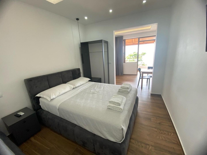 Bedroom 1, Villa Scorpio, Vlorës