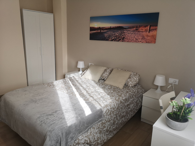 Room 2, Hostal Mari, Santa Cruz de Tenerife