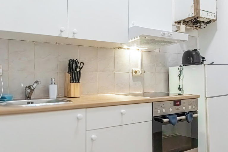Others 3, 2BR Apt Near Stadthalle, Wien