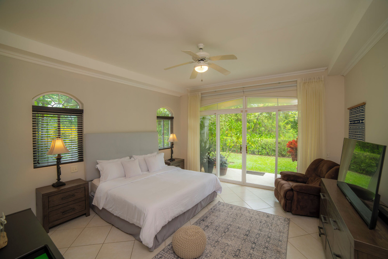 Interior 4, Colina 8F 2 bdr Garden View in Los Suenos, Garabito