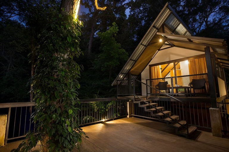 Property grounds 4, Bamboo Dale Resort, Idukki
