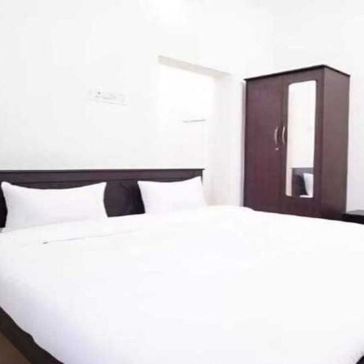 Room 2, Collection Arunachaleswarar Residency, Tiruvannamalai
