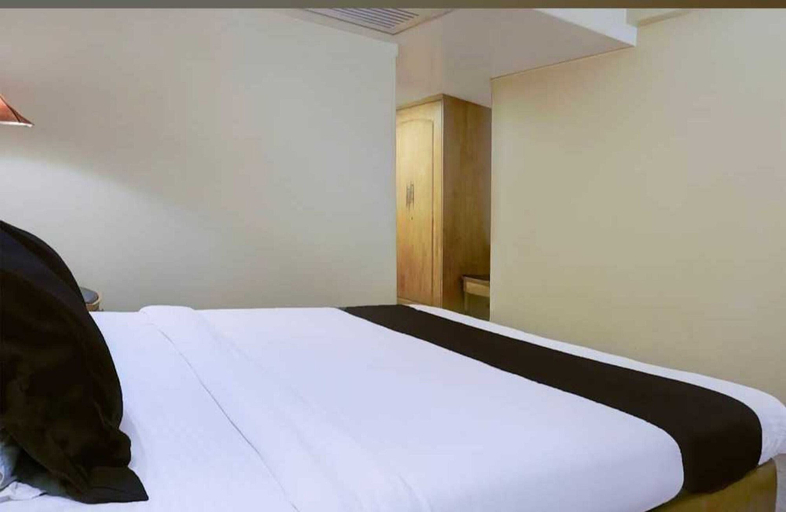Room 2, Townhouse Oak Baramati Industrial Estate, Pune