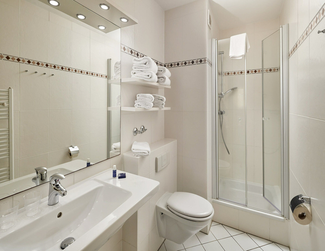 Bathroom 3, Appartements im Freizeitpark Weissenhauser Strand, Ostholstein