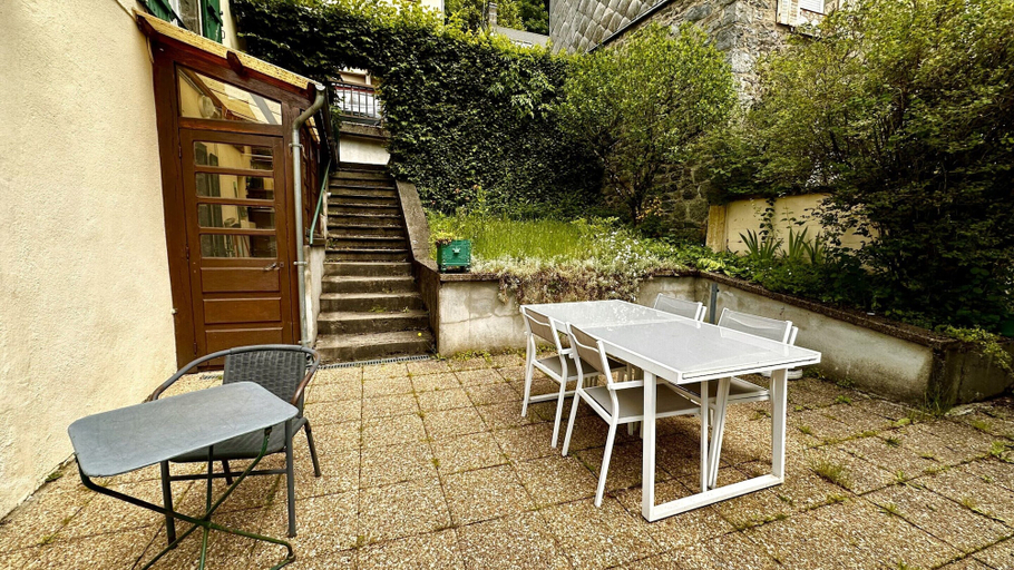 Garden 3, French Base: Spa, Garden & Grill, Puy-de-Dôme
