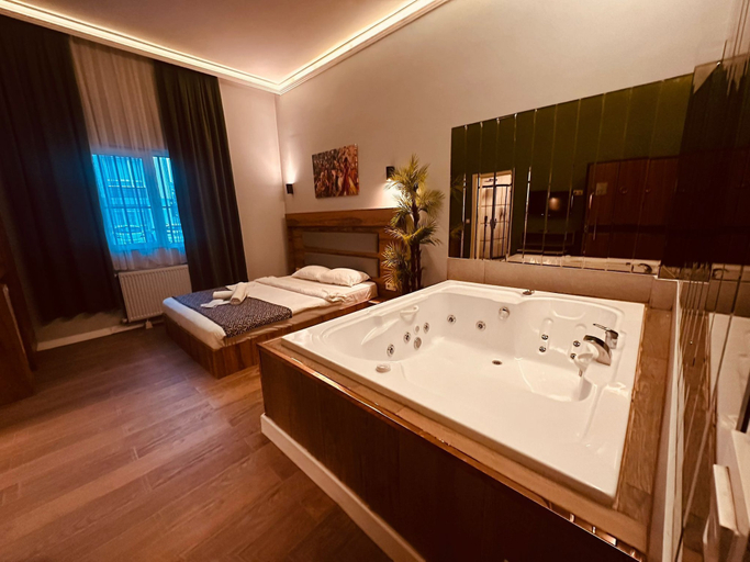 Bathroom 3, OTTO City Premium Suites, Çankaya