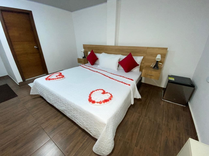 Room 2, Hotel Central, Cicuco
