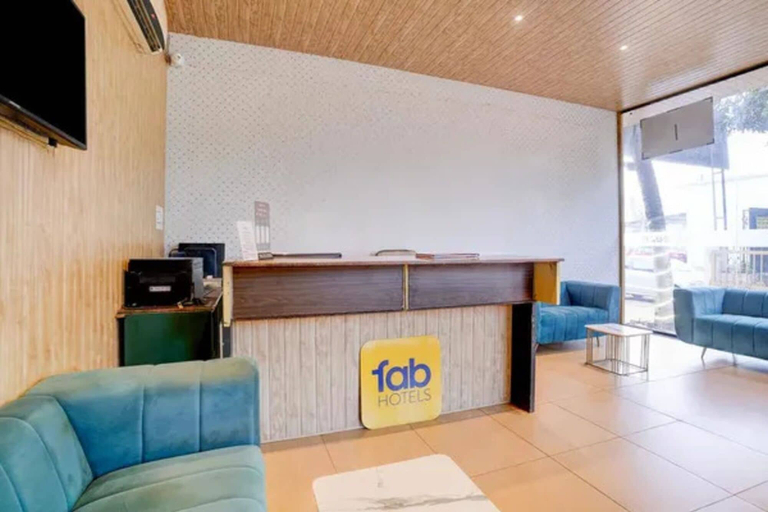 Reception 4, FabHotel Bay Breeze - 800M From Morjim Beach, North Goa