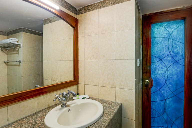 Bathroom 4, Super Townhouse Subhash Nagar, Jaipur