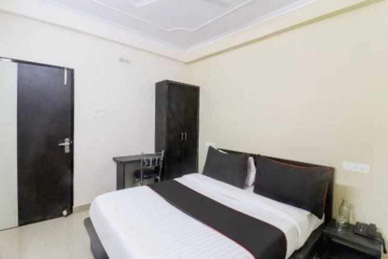Room 5, Collection Campus Formerly Lily Grand, Varanasi