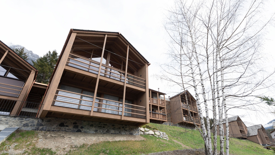 Exterior & Views 1, Italianway - Dosso del Grillo 1A, Sondrio