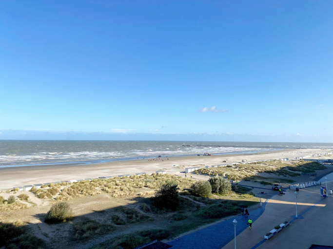 View from property 4, Sea-view Apartment on Zeedijk, West-Vlaanderen