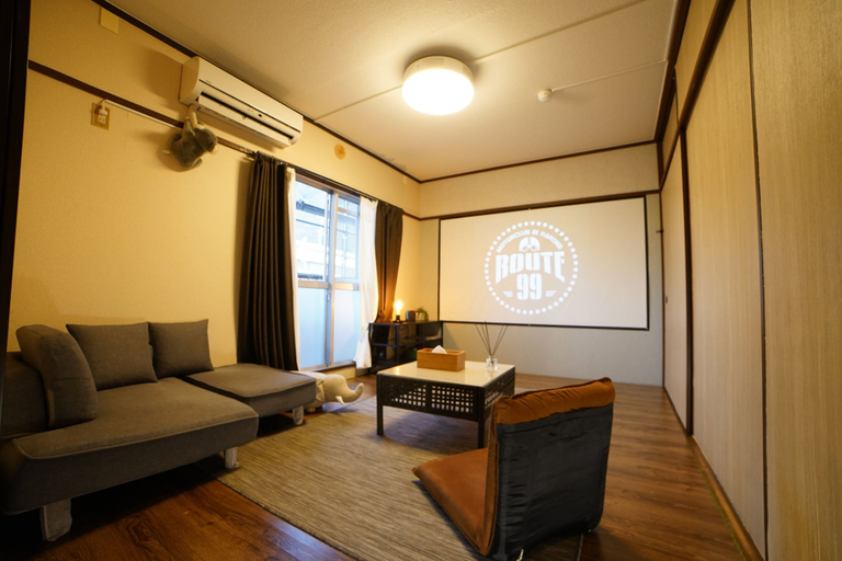 Living room 4, Route 99 Yumoto, Hakone