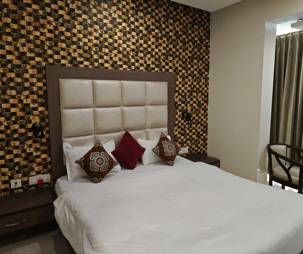 Room 3, Townhouse Old Kalka Ambala Road, Sahibzada Ajit Singh Nagar